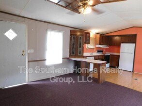 511 Co Rd 267 in Niota, TN - Foto de edificio - Building Photo