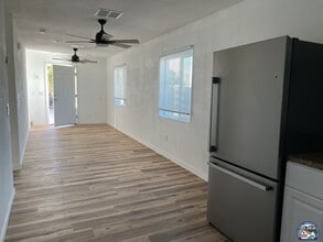 1108 C.N.Perry Ave in Calexico, CA - Building Photo - Building Photo