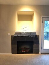 615 NW Lost Springs Terrace in Portland, OR - Building Photo - Building Photo