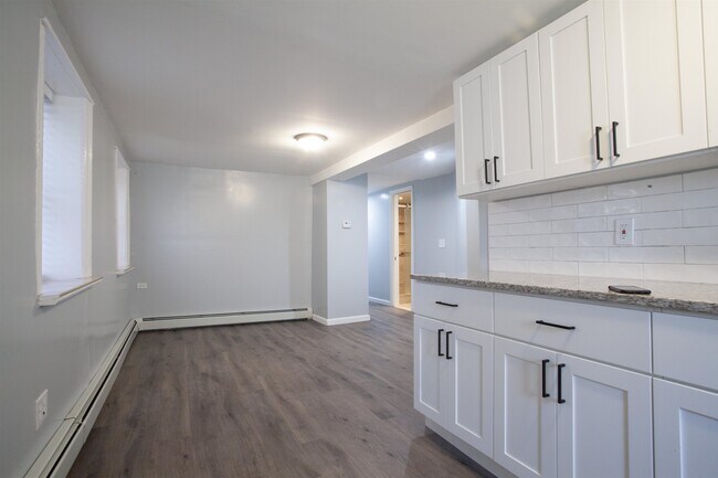 property at 5911 Washington St