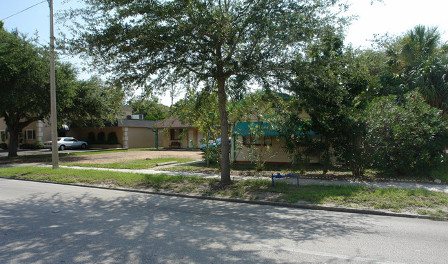 3067 Dr. Martin Luther King Jr St N in St. Petersburg, FL - Building Photo - Building Photo