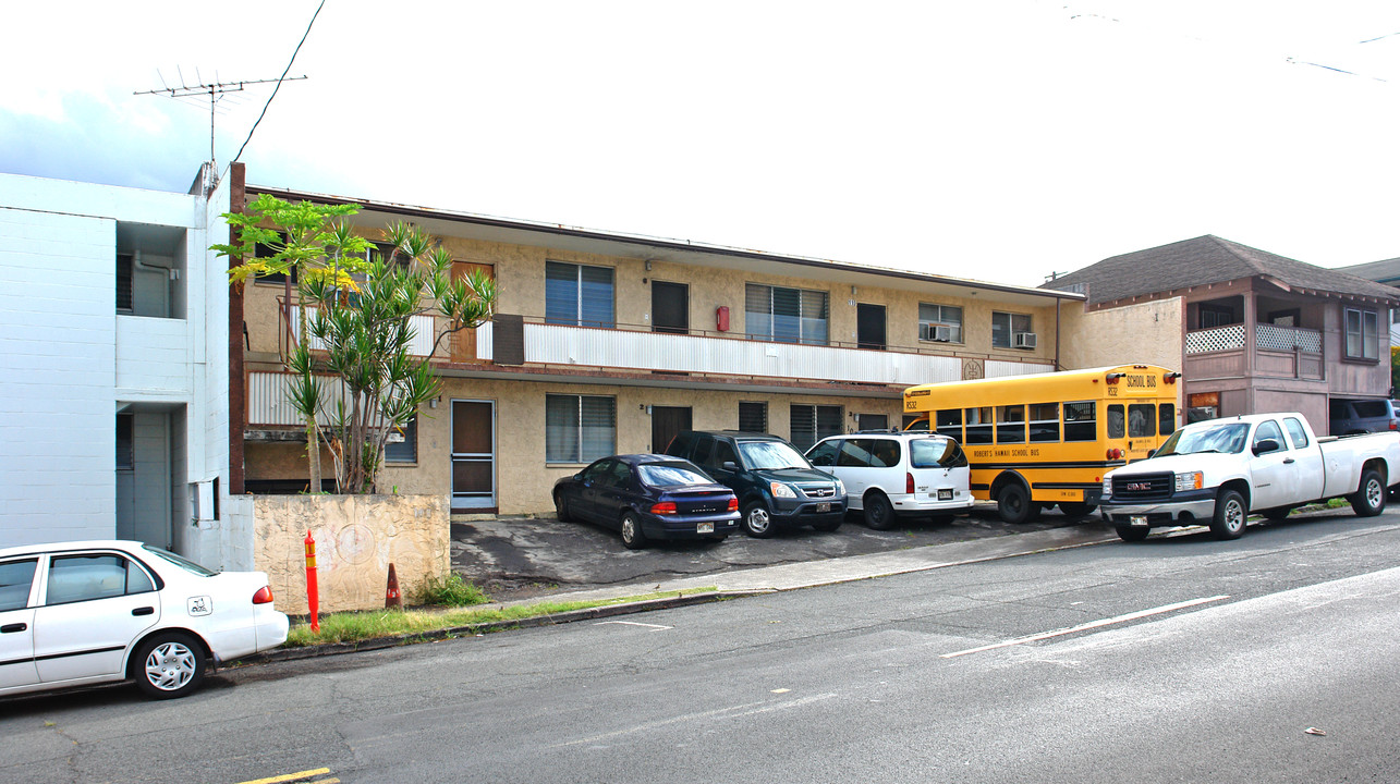 110 S Kuakini St in Honolulu, HI - Foto de edificio