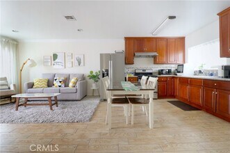 3457 E Del Mar Blvd in Pasadena, CA - Building Photo - Building Photo