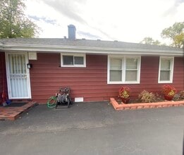 23 W 143rd St in Dixmoor, IL - Building Photo - Building Photo