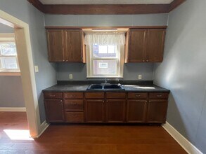 303 E Winter Ave in Danville, IL - Building Photo - Building Photo