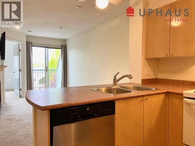 1255 Seymour St in Vancouver, BC - Building Photo - Building Photo