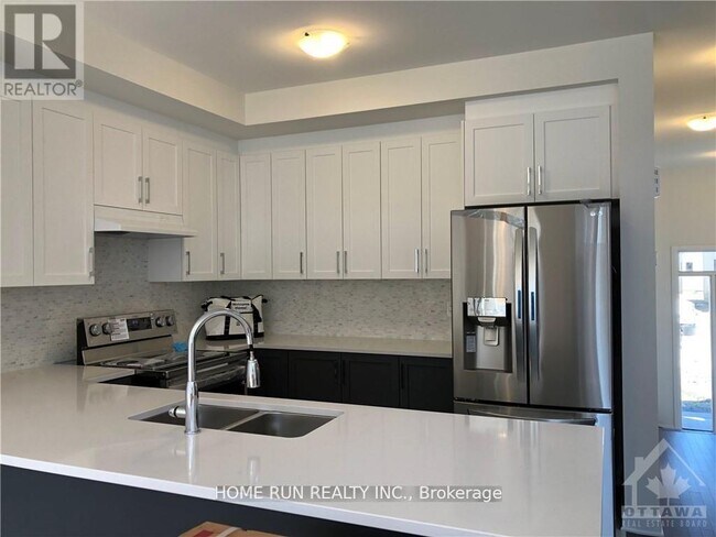 168 Namaste Walk in Ottawa, ON - Building Photo - Building Photo