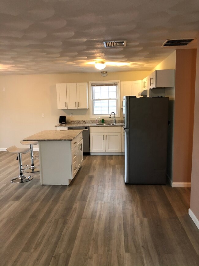 property at 907 Smith St