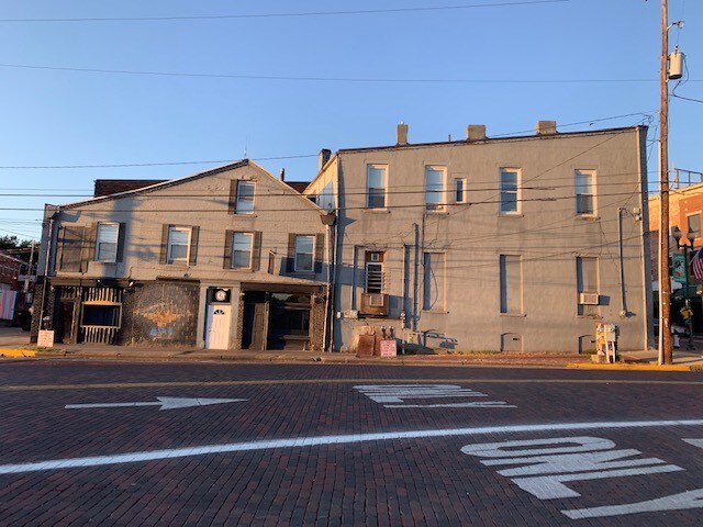 5 Mill St, Unit 2 in Athens, OH - Foto de edificio - Building Photo