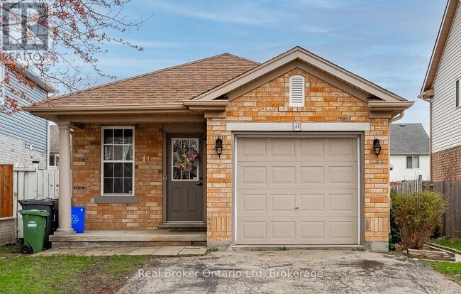 14 Southcreek Trail in Guelph, ON - Building Photo - Building Photo