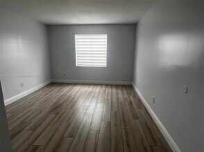 9650 NW 2nd St in Pembroke Pines, FL - Building Photo - Building Photo