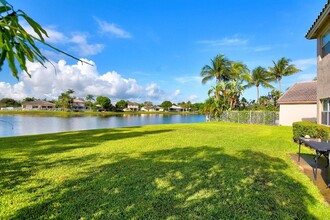 16710 NW 12th St in Pembroke Pines, FL - Building Photo - Building Photo