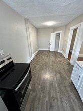66 Mattoon St in Springfield, MA - Building Photo - Building Photo