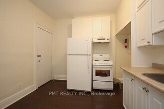 7 Harvard Ave in Toronto, ON - Building Photo - Building Photo