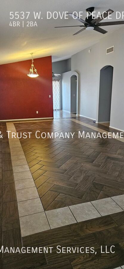 5537 W Dove of Peace Dr in Marana, AZ - Building Photo - Building Photo