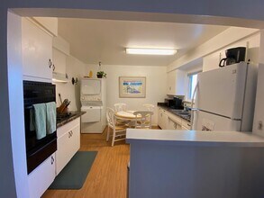 1159 Montauk Ln in Ventura, CA - Foto de edificio - Building Photo