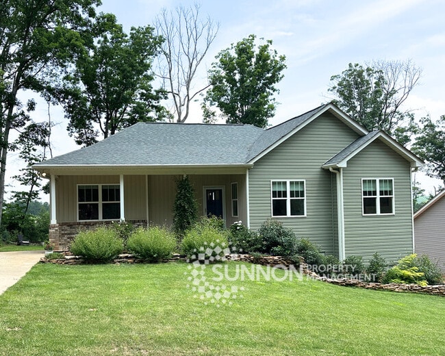 7593 Red Robin Trail in Denver, NC - Building Photo - Building Photo