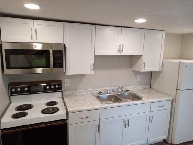 property at 1222 Broadway