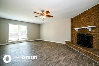 308 Rockcrest Dr in Mesquite, TX - Foto de edificio - Building Photo