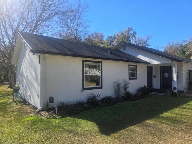 property at 13091 Old Crystal River Rd