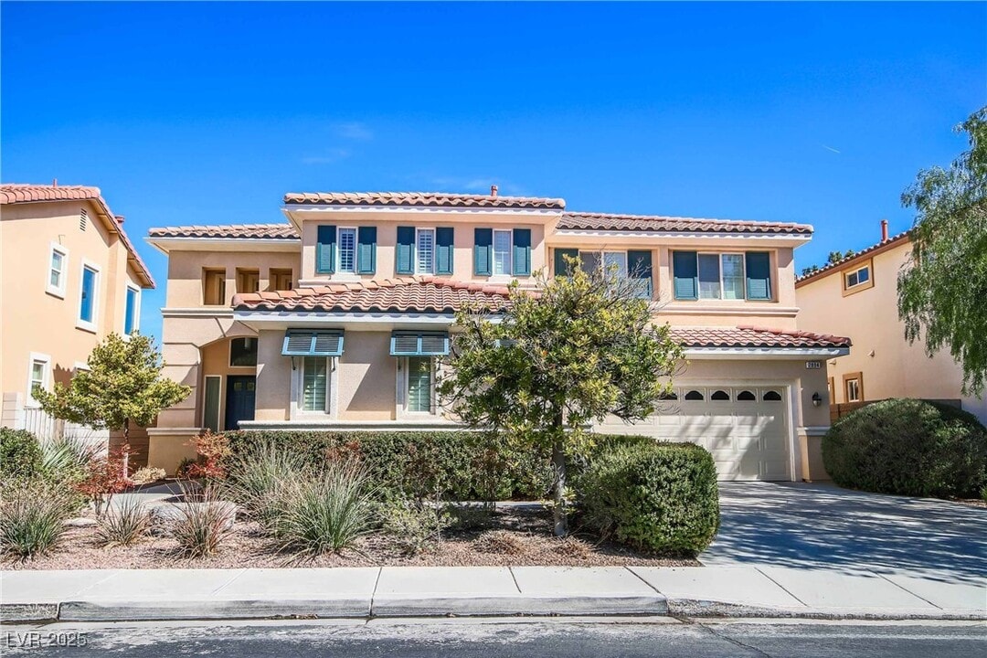 2894 Carmelo Dr in Henderson, NV - Foto de edificio