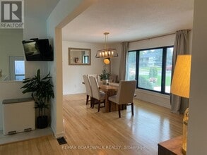 1588 Maxime St in Ottawa, ON - Building Photo - Building Photo