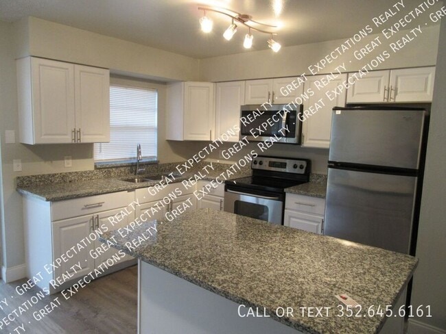 1309 NE 20th St in Ocala, FL - Building Photo - Building Photo