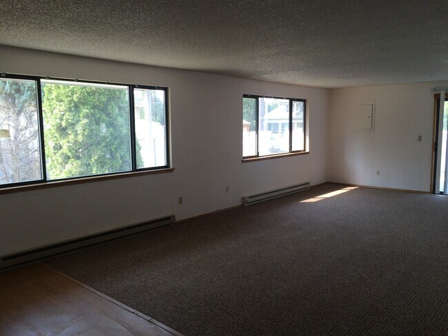 1202 N Willow St in Ellensburg, WA - Building Photo - Building Photo