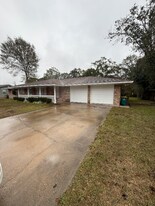 216 Clower Ave in Long Beach, MS - Building Photo