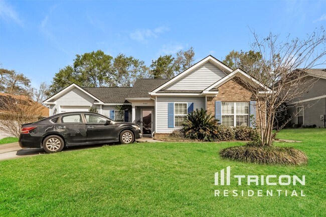property at 946 Arbor Springs Cir