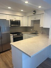 2201 Vía Carrillo in Palos Verdes Estates, CA - Building Photo - Building Photo