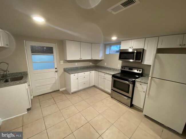 265 Butler Rd-Unit -2 in Fredericksburg, VA - Building Photo - Building Photo