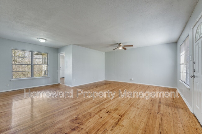 7 Pershing Dr in Denison, TX - Building Photo - Building Photo