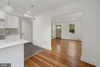 1530 Howard Rd SE in Washington, DC - Building Photo - Building Photo