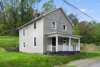 73 Beechwood Ave in Clarksburg, WV - Building Photo - Building Photo