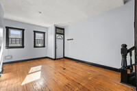 450 W 23rd St in Baltimore, MD - Building Photo - Building Photo