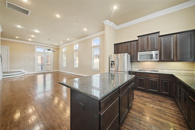 1250 W 23rd St in Houston, TX - Building Photo - Building Photo