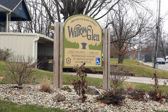 Willow Glen Apartments in New Castle, IN - Building Photo - Building Photo