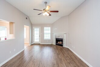 5681 Kayla Dr in Southaven, MS - Building Photo - Building Photo