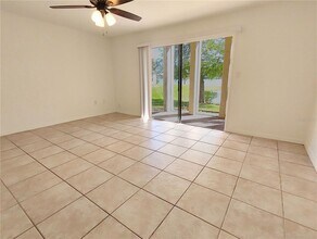 538 Orange Dr in Altamonte Springs, FL - Building Photo - Building Photo