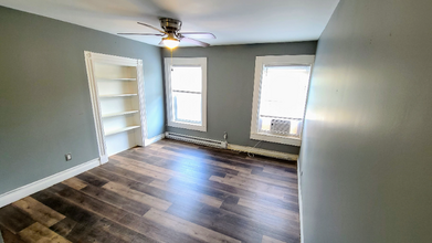 193 Queen St-Unit -Apt 2 in Northumberland, PA - Building Photo - Building Photo