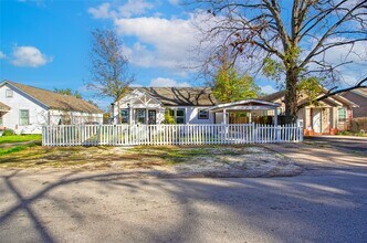 4716 Siegel St in Houston, TX - Building Photo - Building Photo