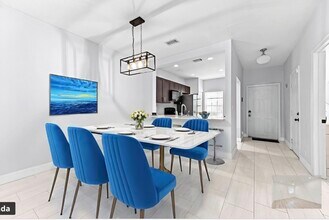 6435 Park Lake Cir in Boynton Beach, FL - Building Photo - Building Photo