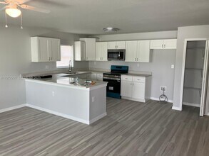 434 Poinsettia Ave in Sebring, FL - Building Photo - Building Photo