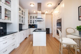 15 Central Prk W in New York, NY - Building Photo - Building Photo