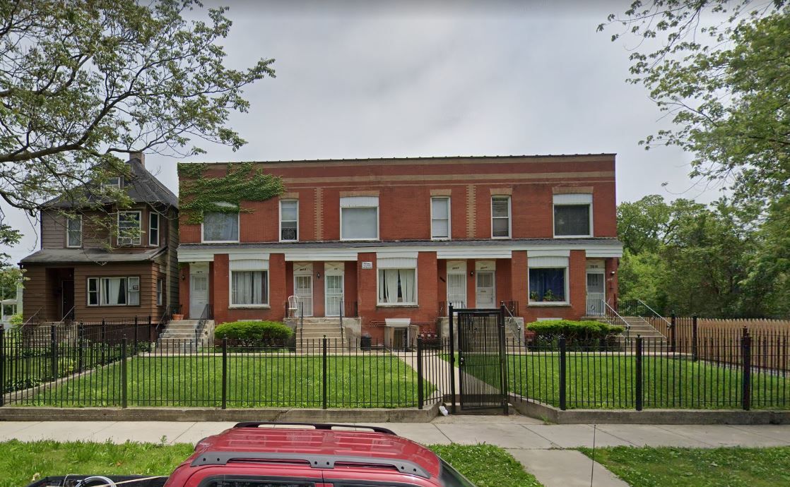 7615 S Saginaw Ave in Chicago, IL - Building Photo