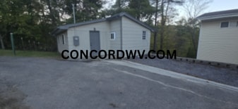 207 Burch St in Athens, WV - Building Photo