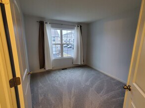 1782 Ruby Dr in Pingree Grove, IL - Building Photo - Building Photo