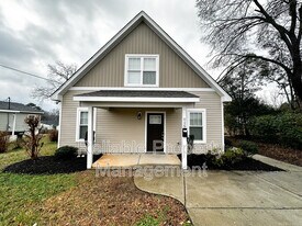 115 E Kennel Ln in Clayton, NC - Building Photo
