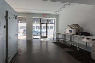 The Lofts on Pine in St. Louis, MO - Foto de edificio - Building Photo